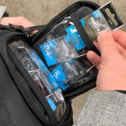 Freestyle Shoulder Bag V2 9 Freestyle Shoulder Bag V2 -Hareco Hengelsport Winkel freestyle shoulder bag v2 2